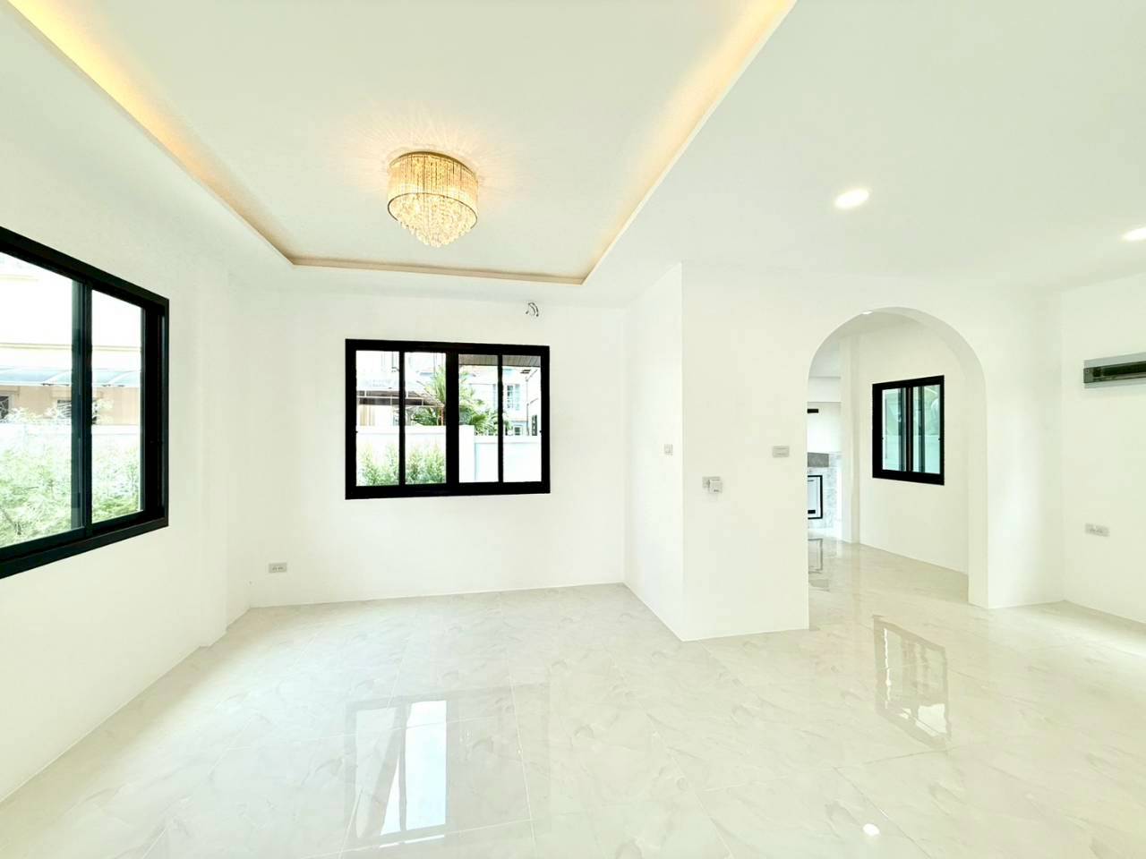 Land & House @ Chalong WR-03851 6