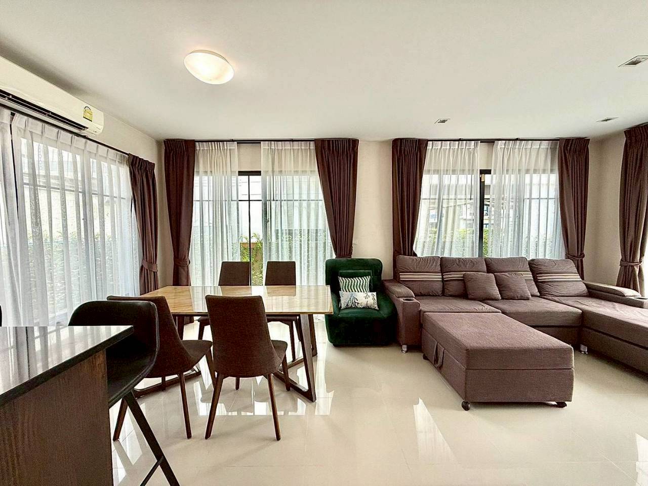 หมู่บ้านบุราสิริ WR-03853  2