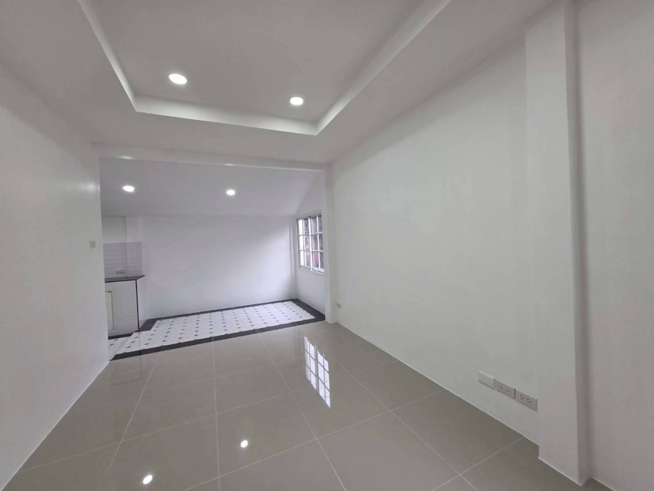 หมู่บ้านภักดี กะทู้ WR-03860 2