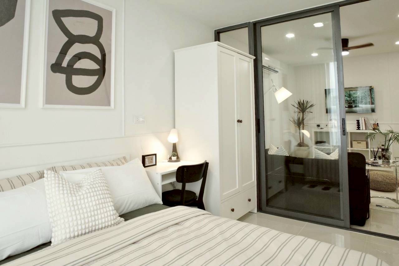 The Square Condominium WR-03866 6