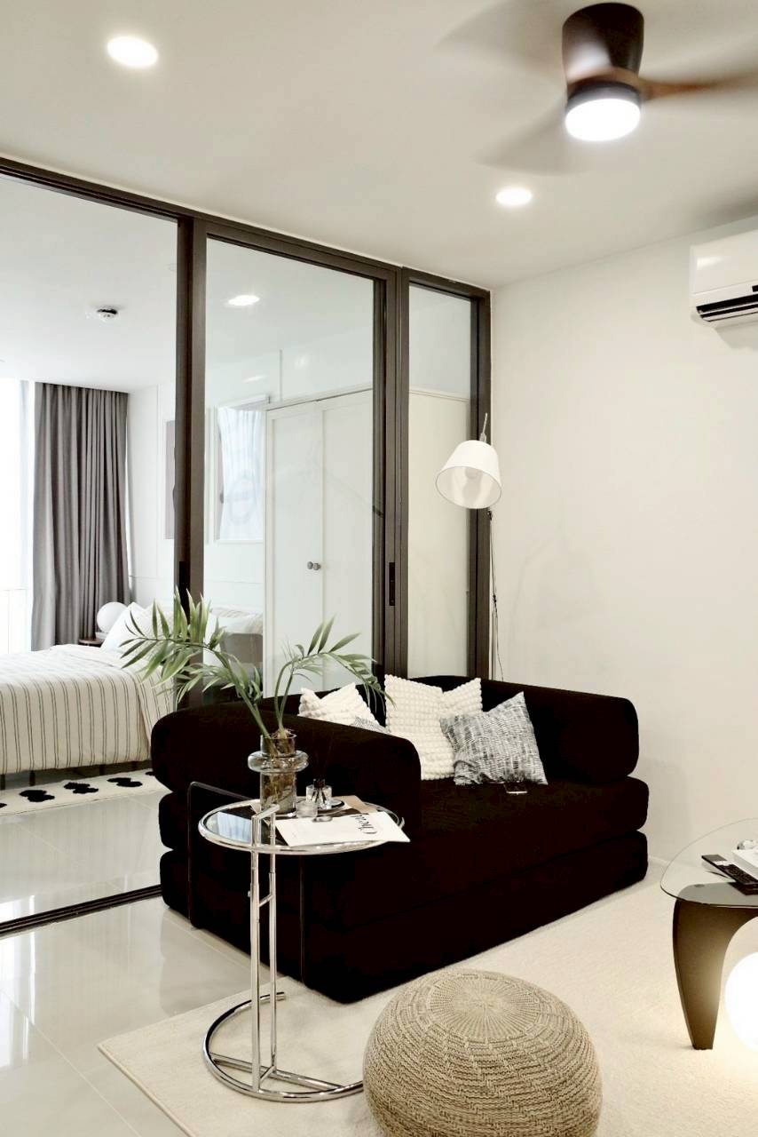 The Square Condominium WR-03866 8