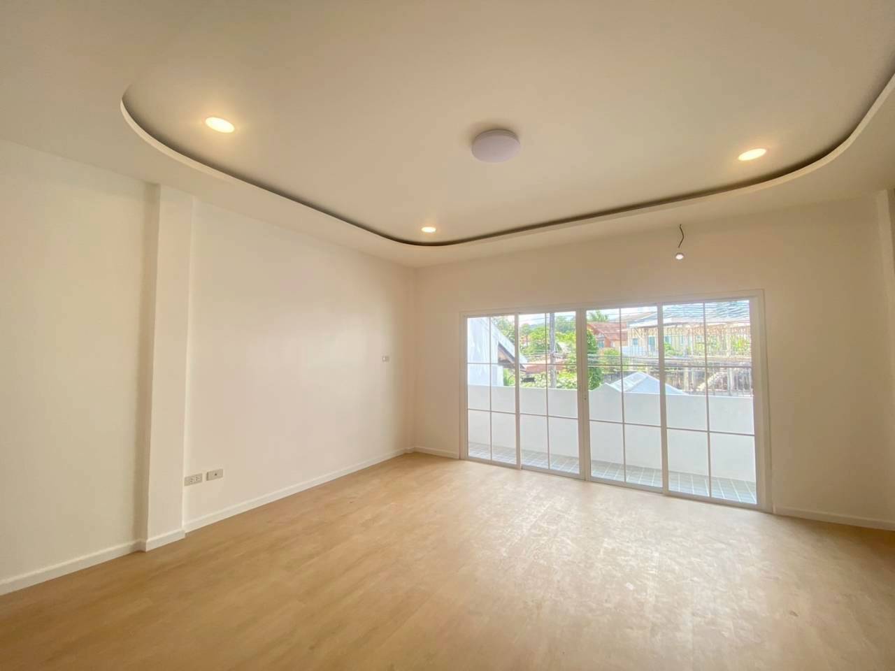 ทาวน์โฮม 2 ชั้น โซนในเมือง WR-03771 2