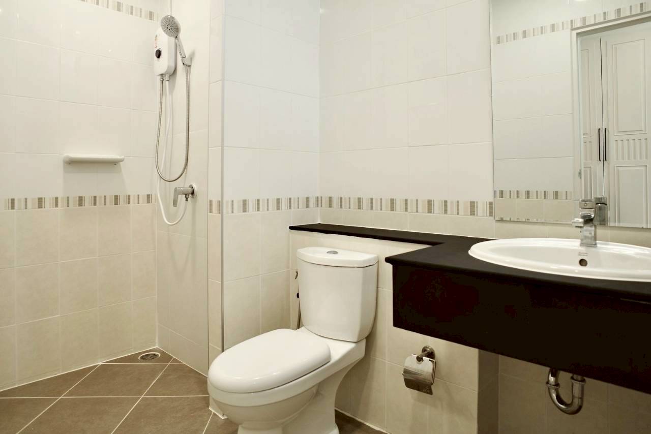 Phanason The Green Place Condominium WR-03865 10