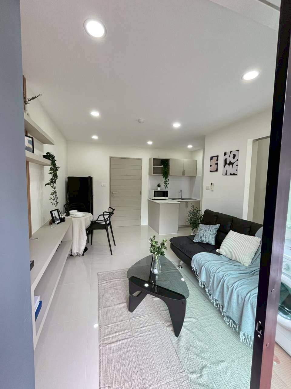 Ratchaporn Place WR-03867 3