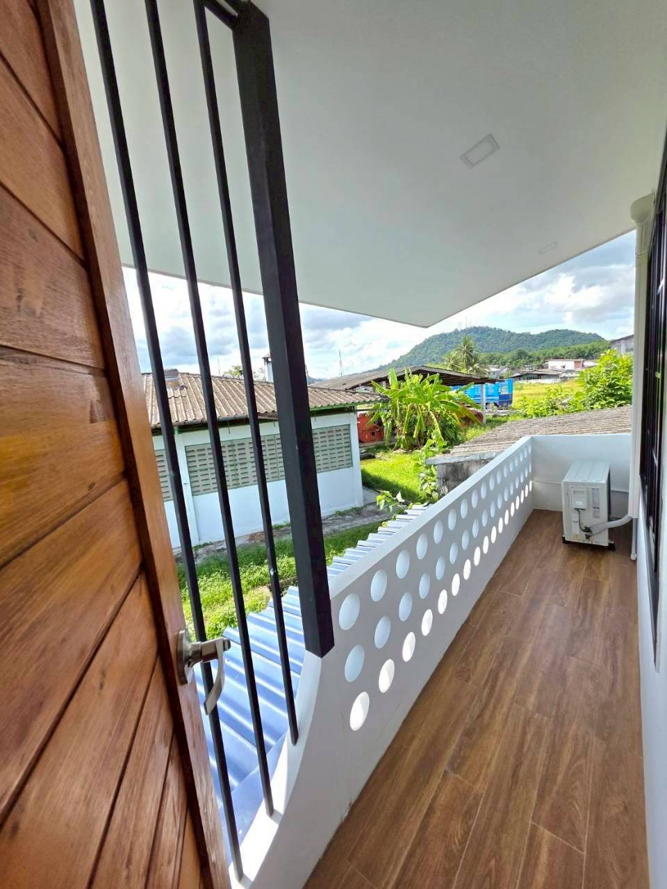 ทาวน์เฮ้าส์ชั้นครึ่ง เกาะสิเหร่ WR-03879 10