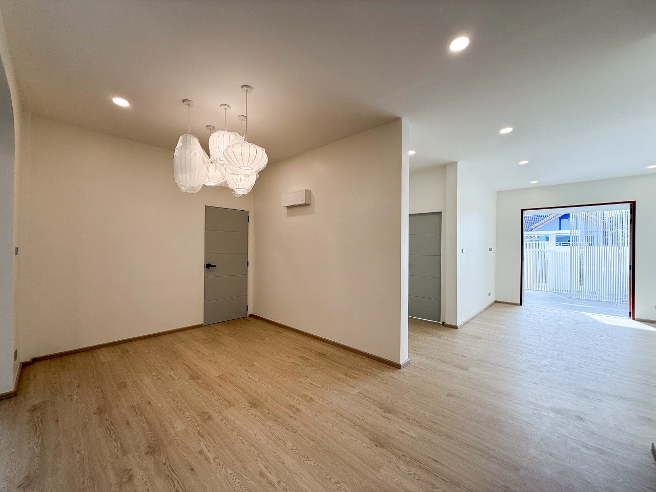 หมู่บ้านศรีสุชาติ 2 WR-03902 2