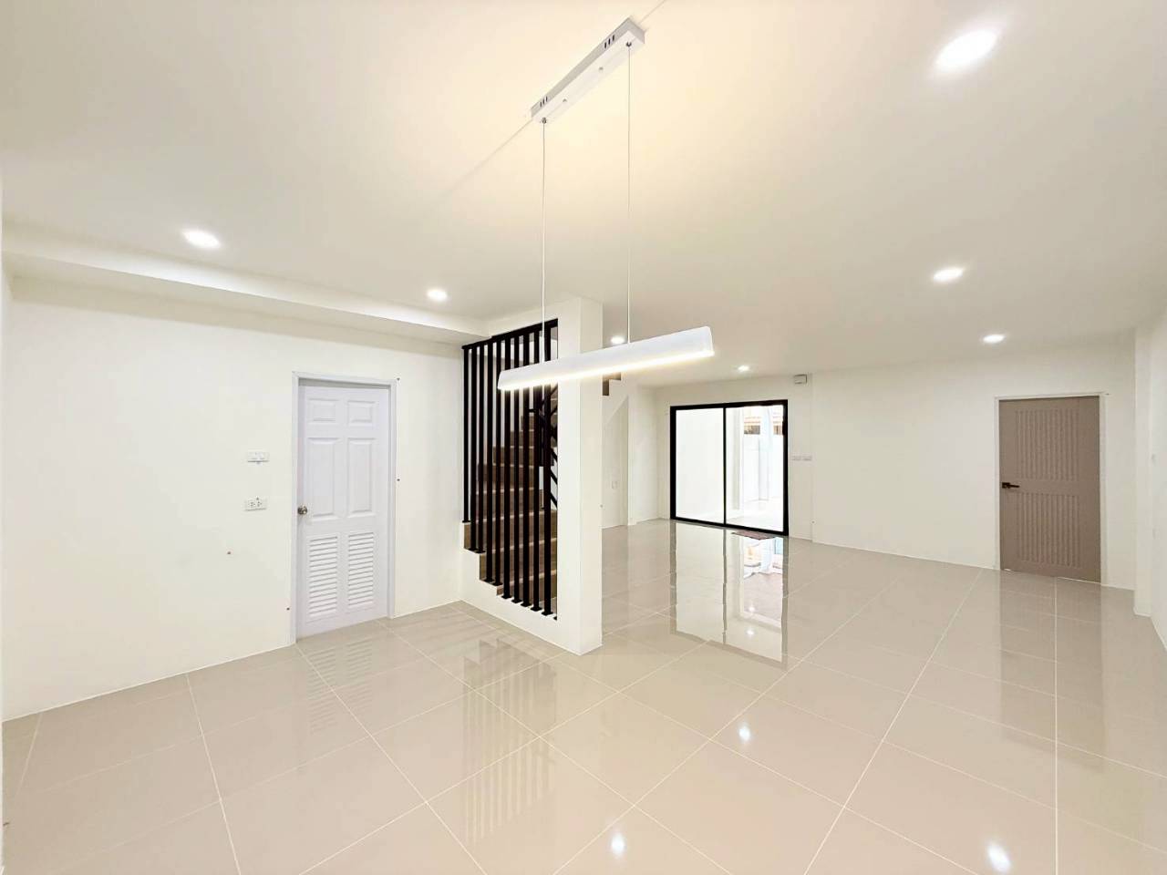 หมู่บ้านพระปิ่น ฉลอง WR-03550 3