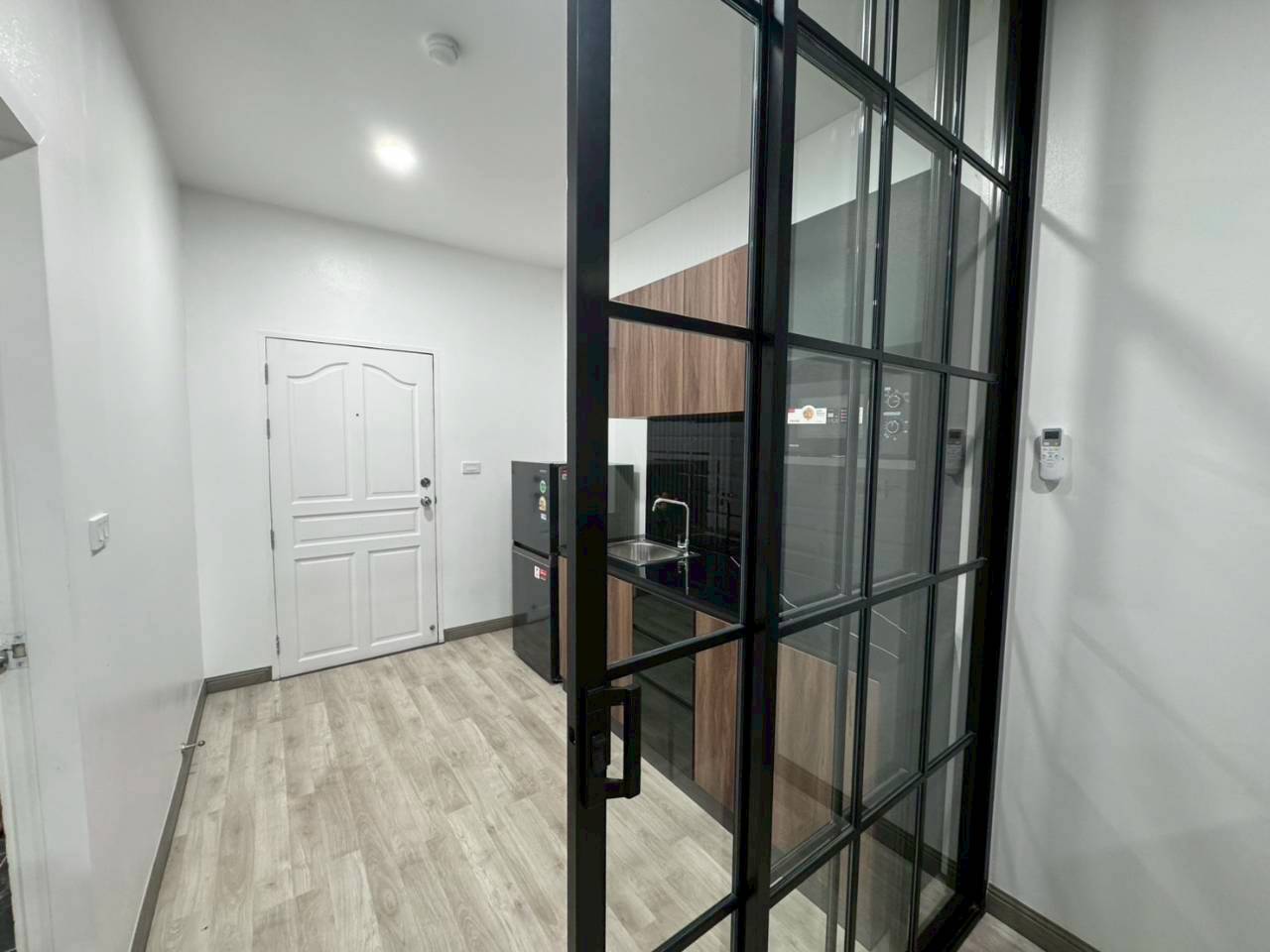 Phanason The Green Place Condominium WR-03904 11