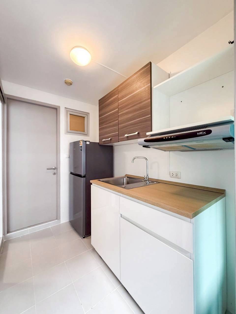 Ratchaporn Place WR-03911 11