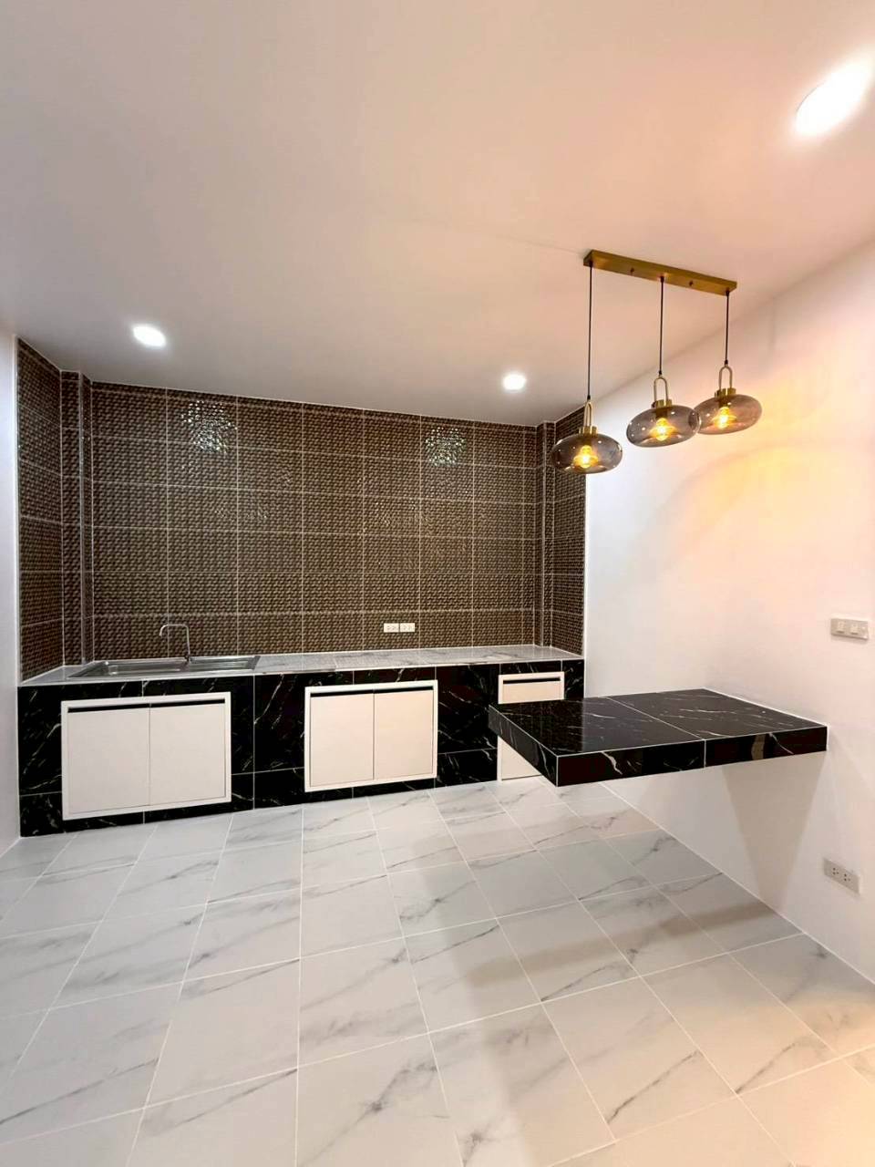 หมู่บ้านนิมิตร นาคา WR-03921 7