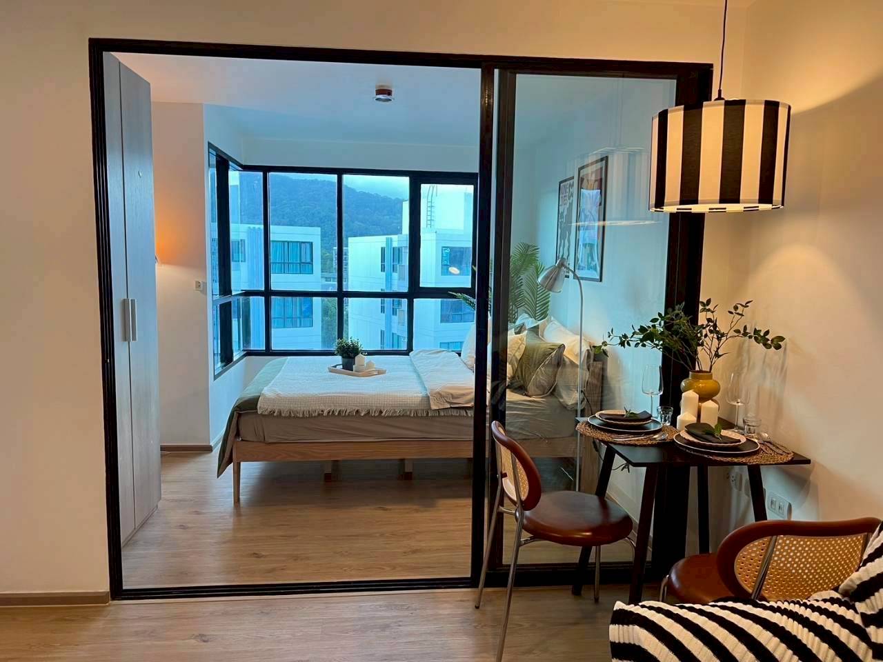 Centrio Condominium WR-03941 5