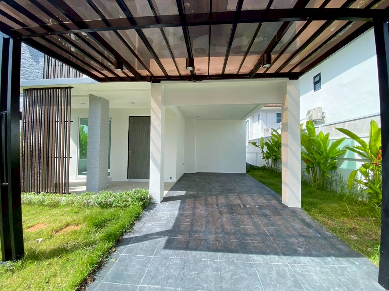 หมู่บ้านเจ้าฟ้าพรีเมียร์เกาะแก้ว WR-03946 12