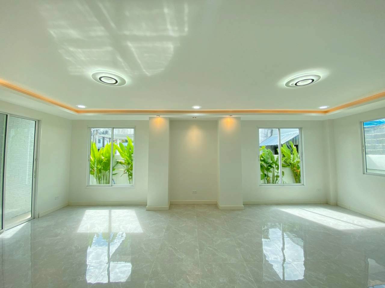 หมู่บ้านเจ้าฟ้าพรีเมียร์เกาะแก้ว WR-03946 2