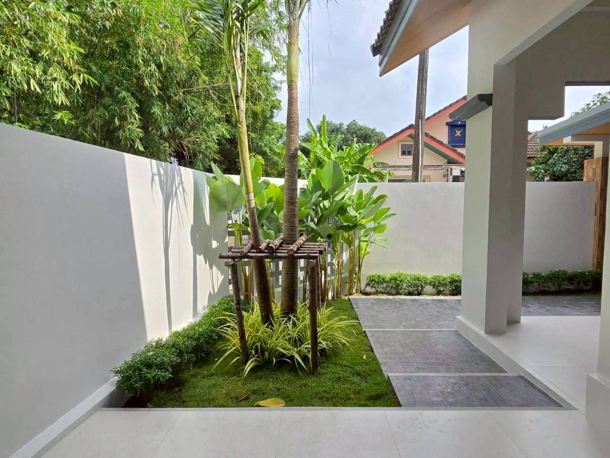 Land and House ปาริชาต WR-03585 12