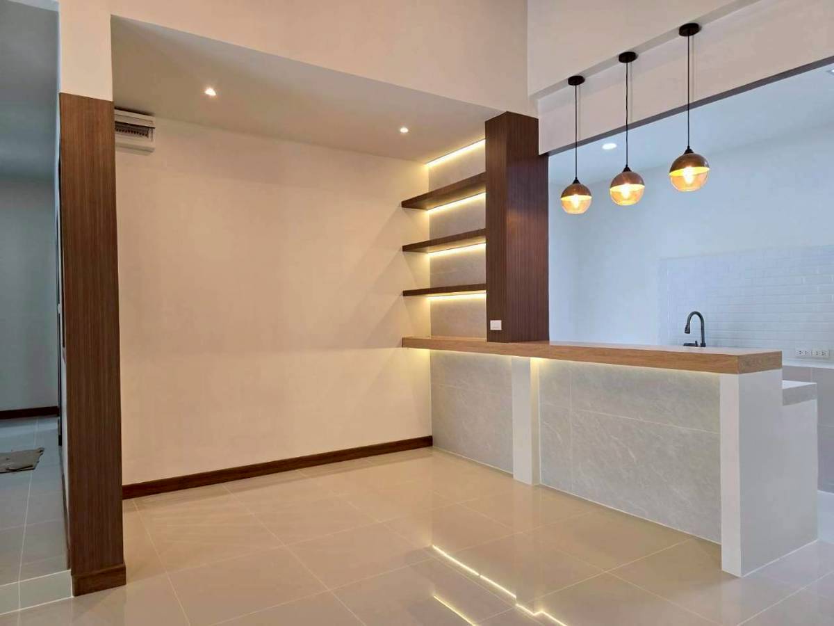 Land and House ปาริชาต WR-03585 4