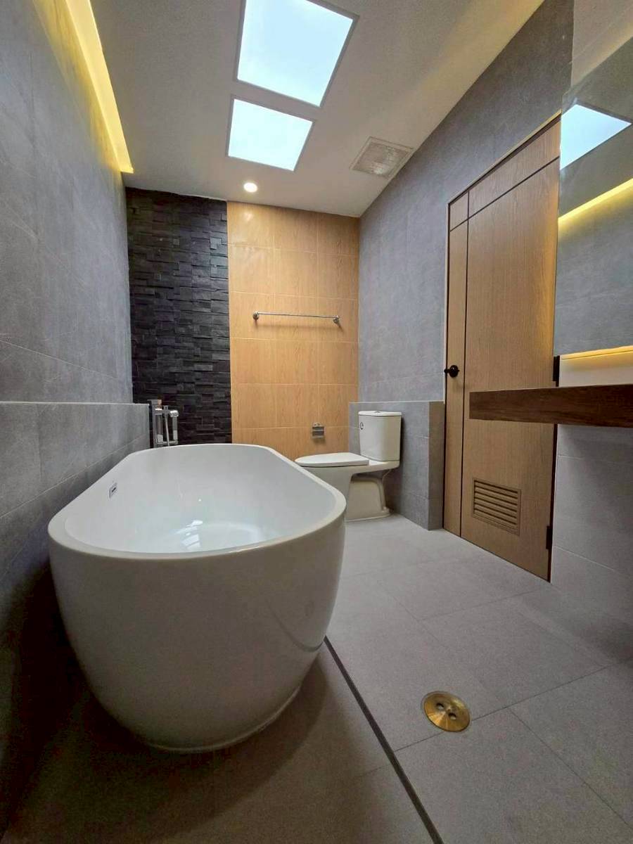 Land and House ปาริชาต WR-03585 8