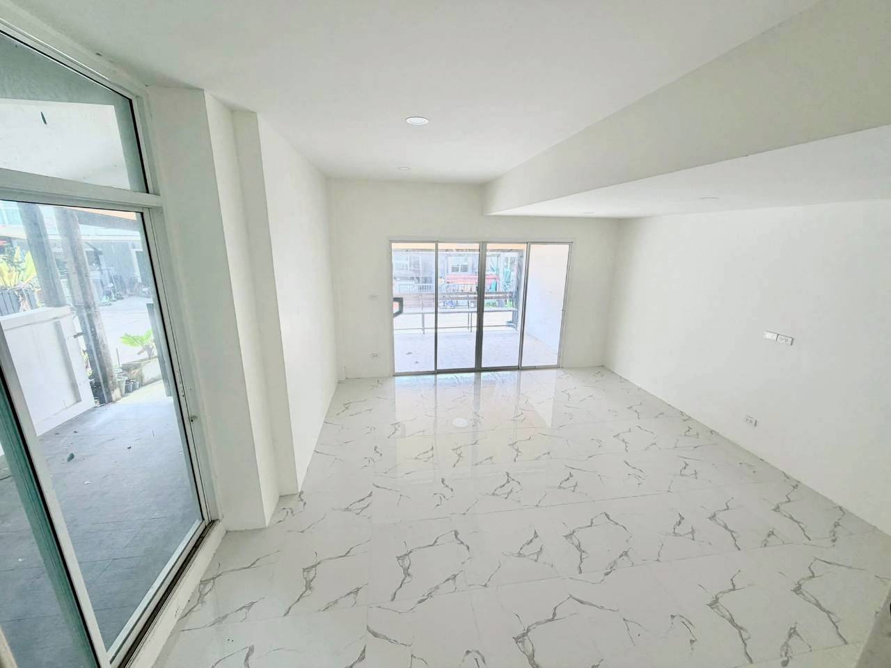 หมู่บ้านชนกานต์ นากก WR-03956 3