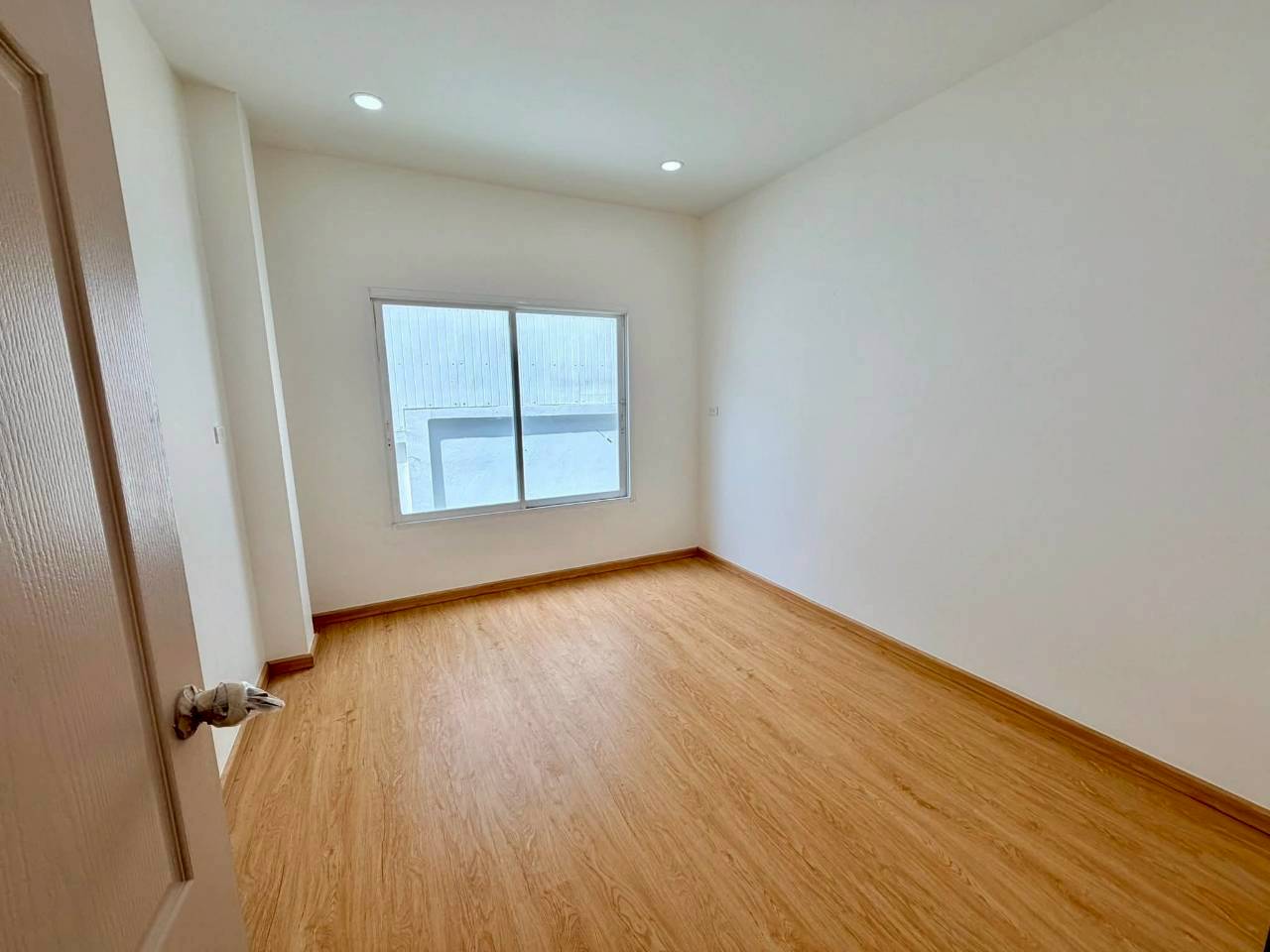 หมู่บ้านชนกานต์ นากก WR-03956 5