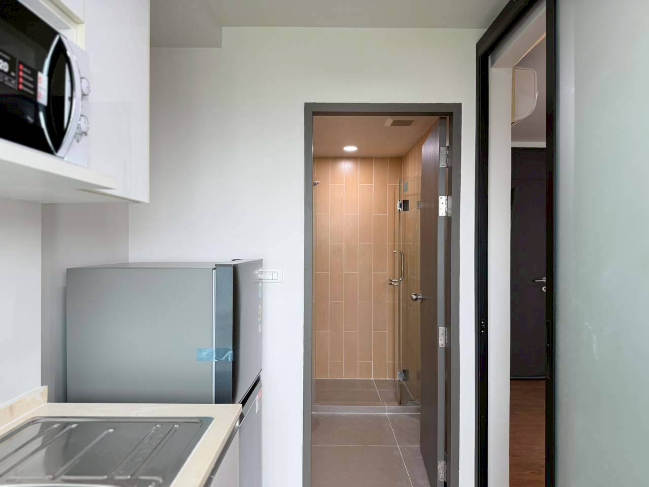 Centrio Condominium WR-03957 9