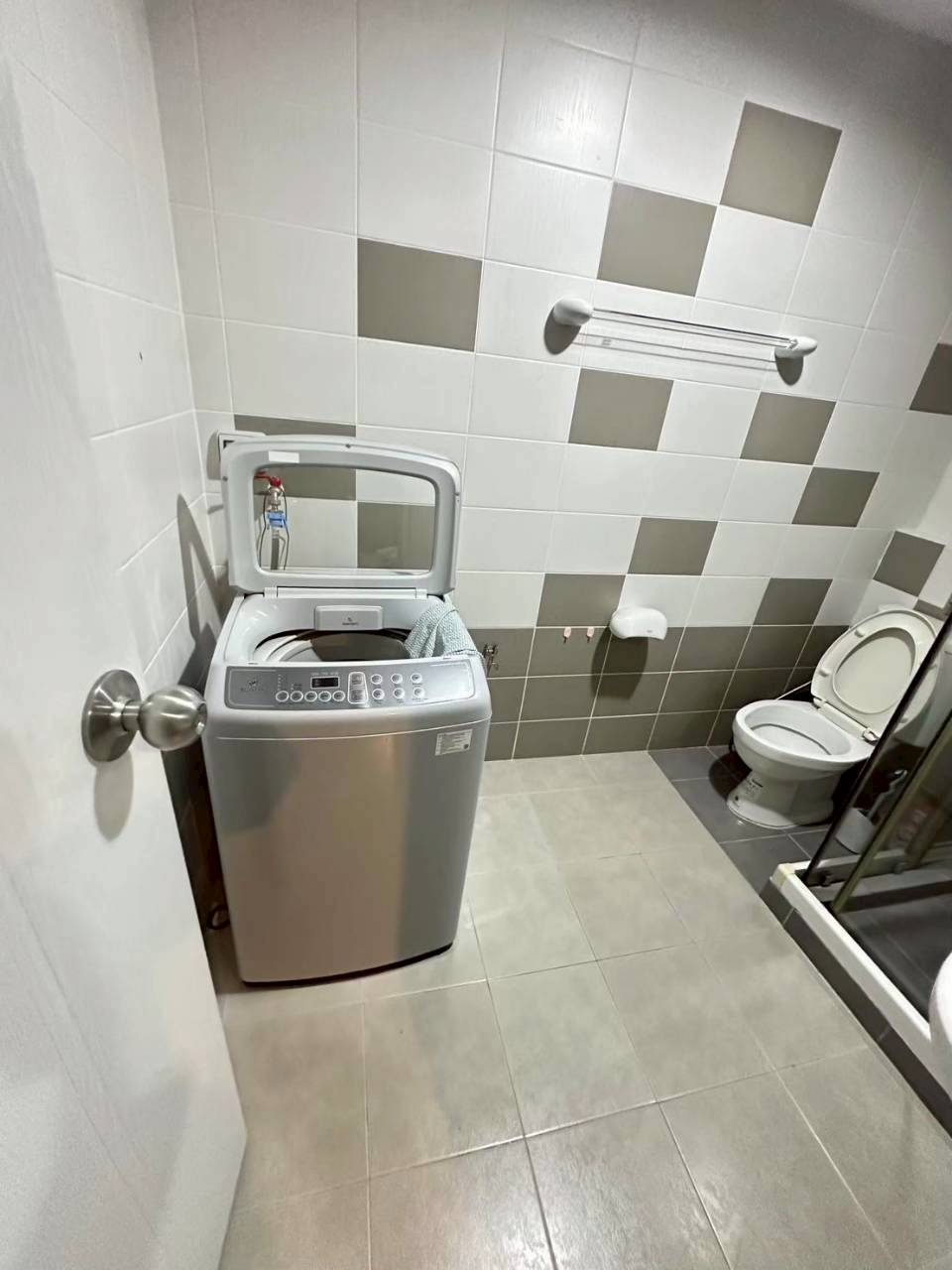 Zcape 3 Condominium WR-03960 8