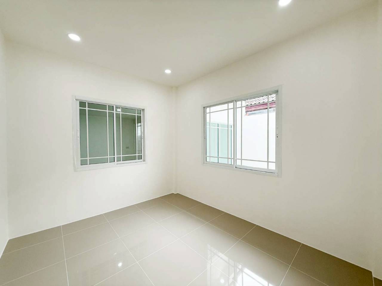 หมู่บ้านธนาภา พาร์ควิว WR-03966 5