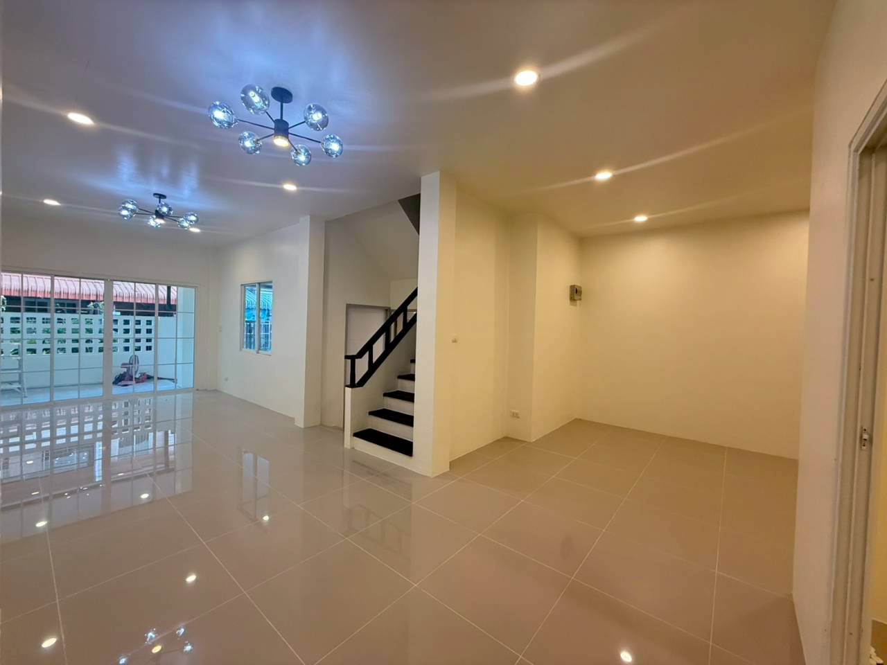 หมู่บ้านพนาสนธิ์ เรสซิเด้นท์ WR-03967 2