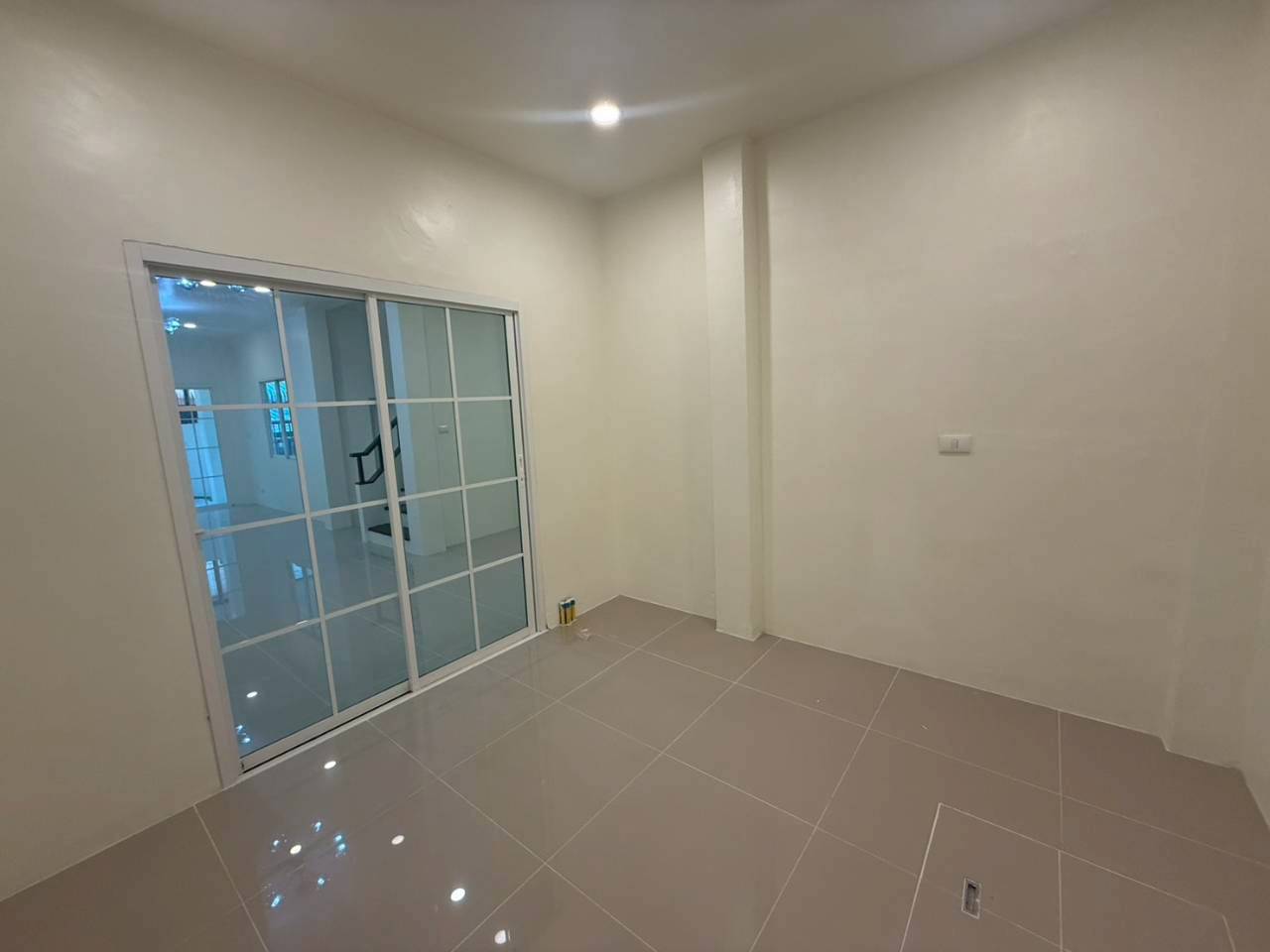 หมู่บ้านพนาสนธิ์ เรสซิเด้นท์ WR-03967 6