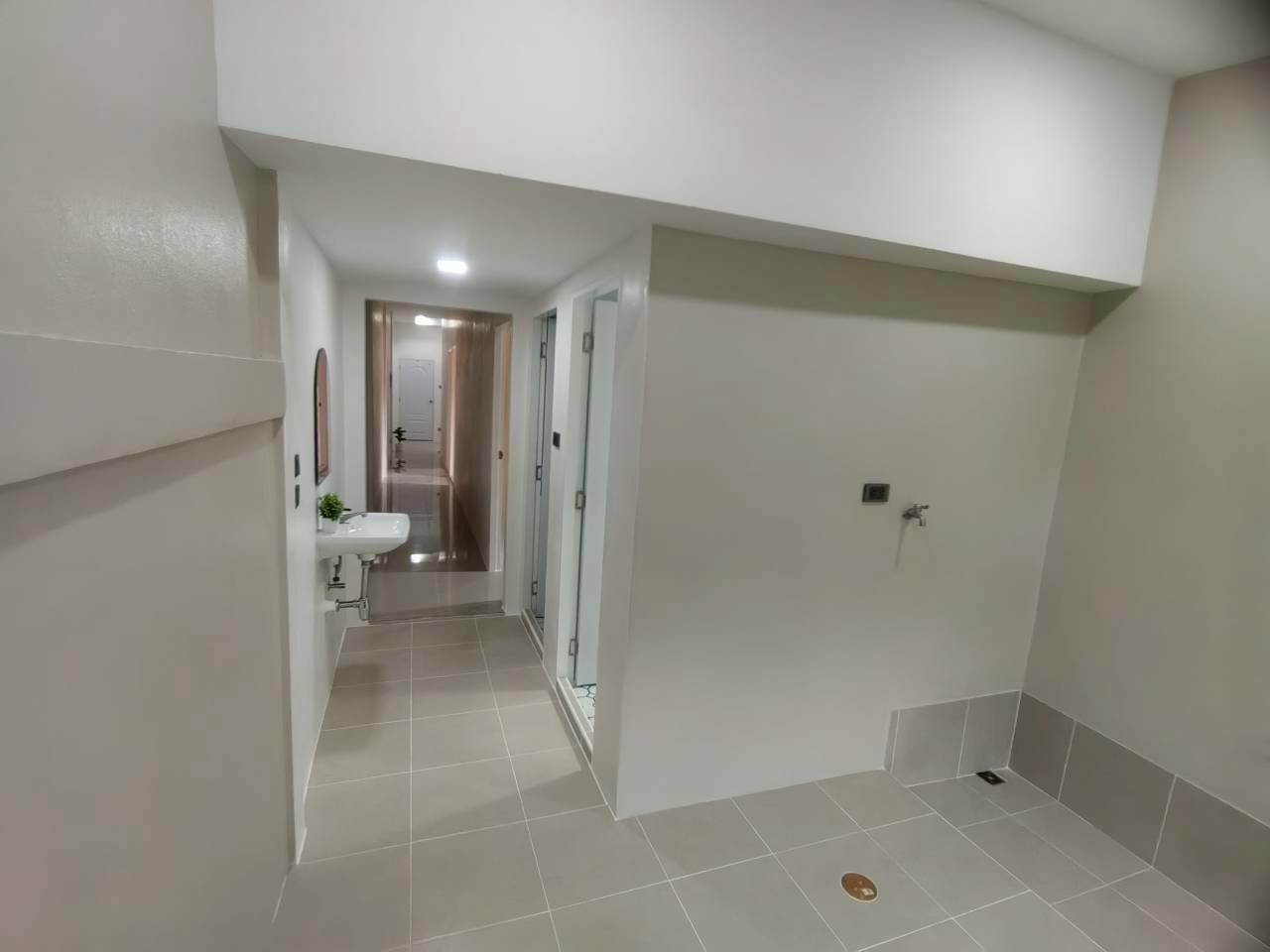 ทาวน์เฮ้าส์หลังริม โซนเมืองทอง WR-03971 11