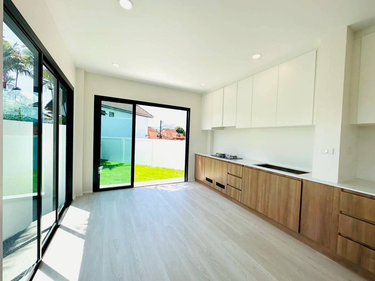 หมู่บ้านสวนเนรมิต 5 WR-03810 6