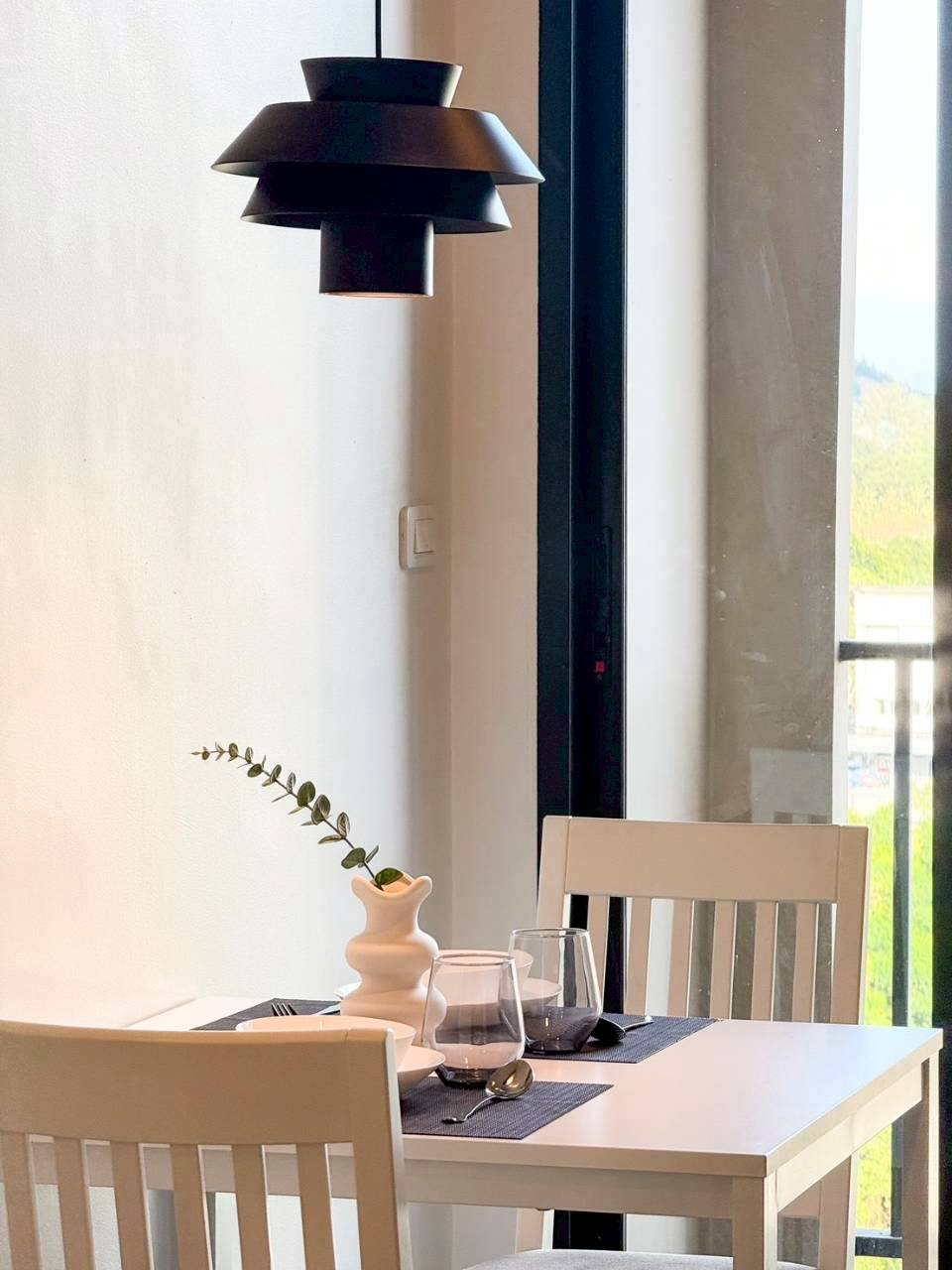 The Base Uptown WR-03976 8