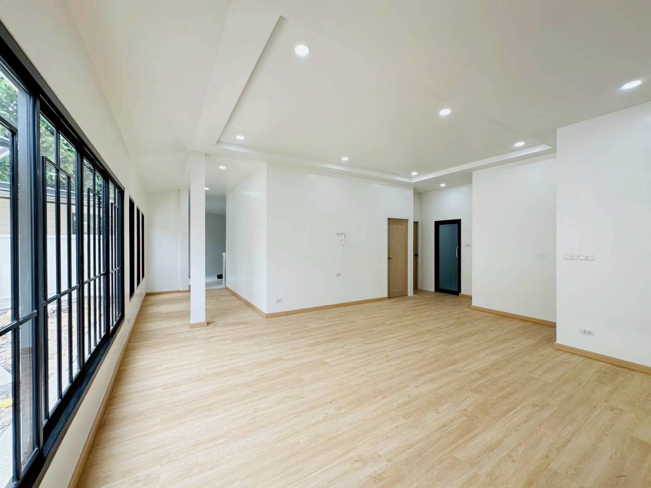 หมู่บ้านศรีสุชาติ 3 WR-03981 3