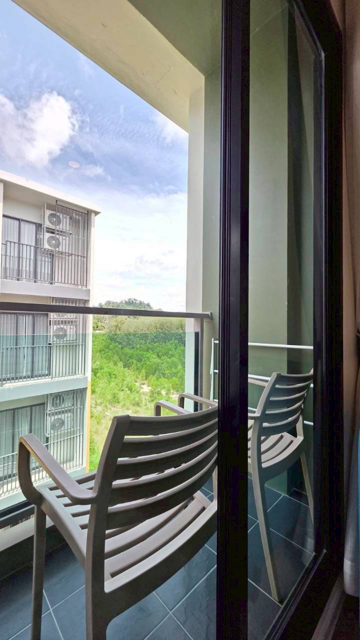 Space Condo WR-03991 11