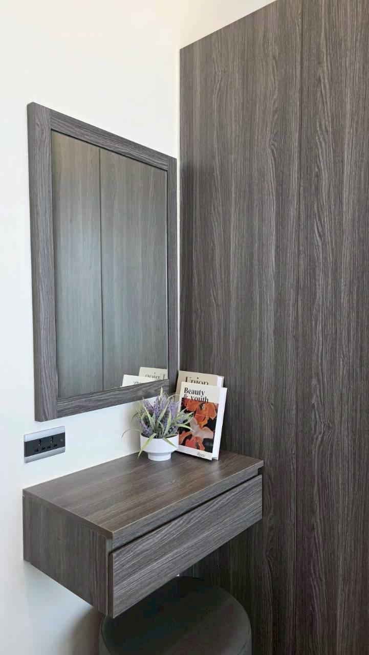 Space Condo WR-03991 9