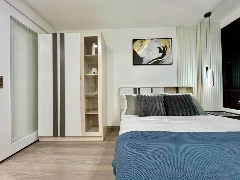 The Future Condo WR-04002 5