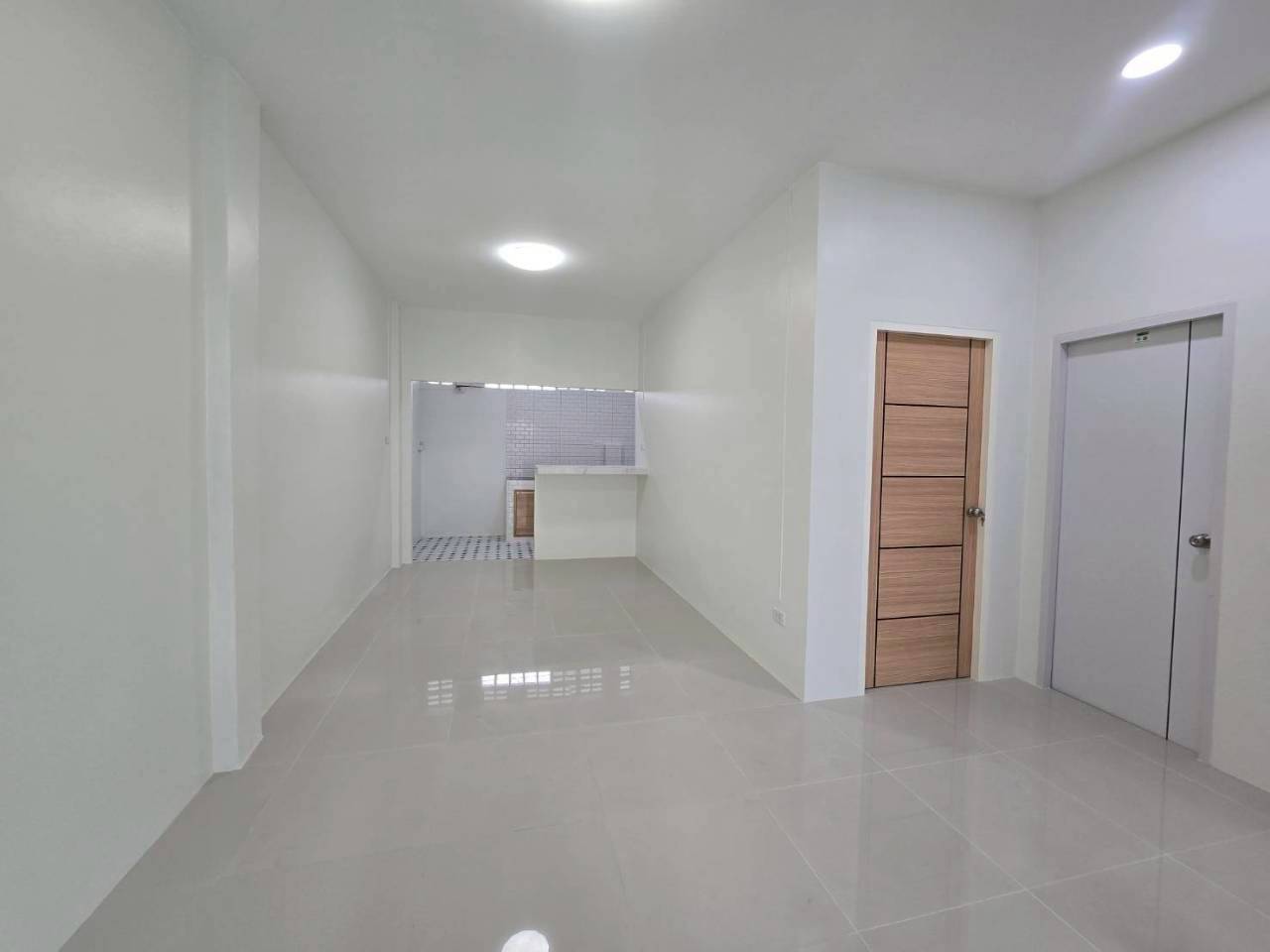 หมู่บ้านณัฐกมล กู้กู WR-04007 2