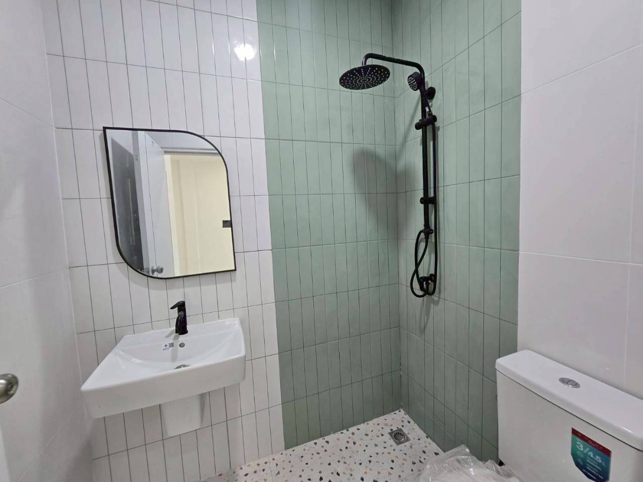 หมู่บ้านณัฐกมล กู้กู WR-04007 8