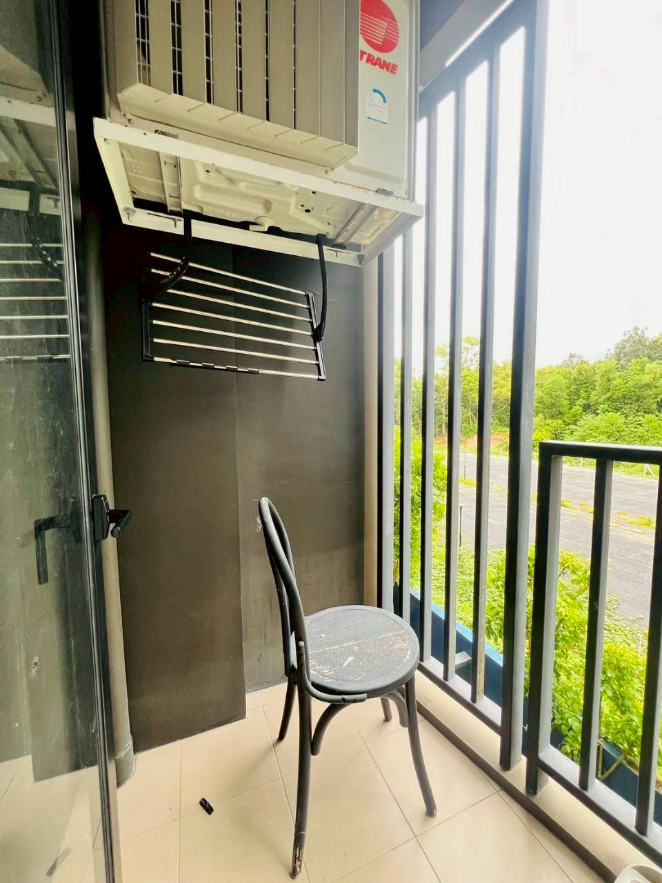 The Base Central WR-04008 10