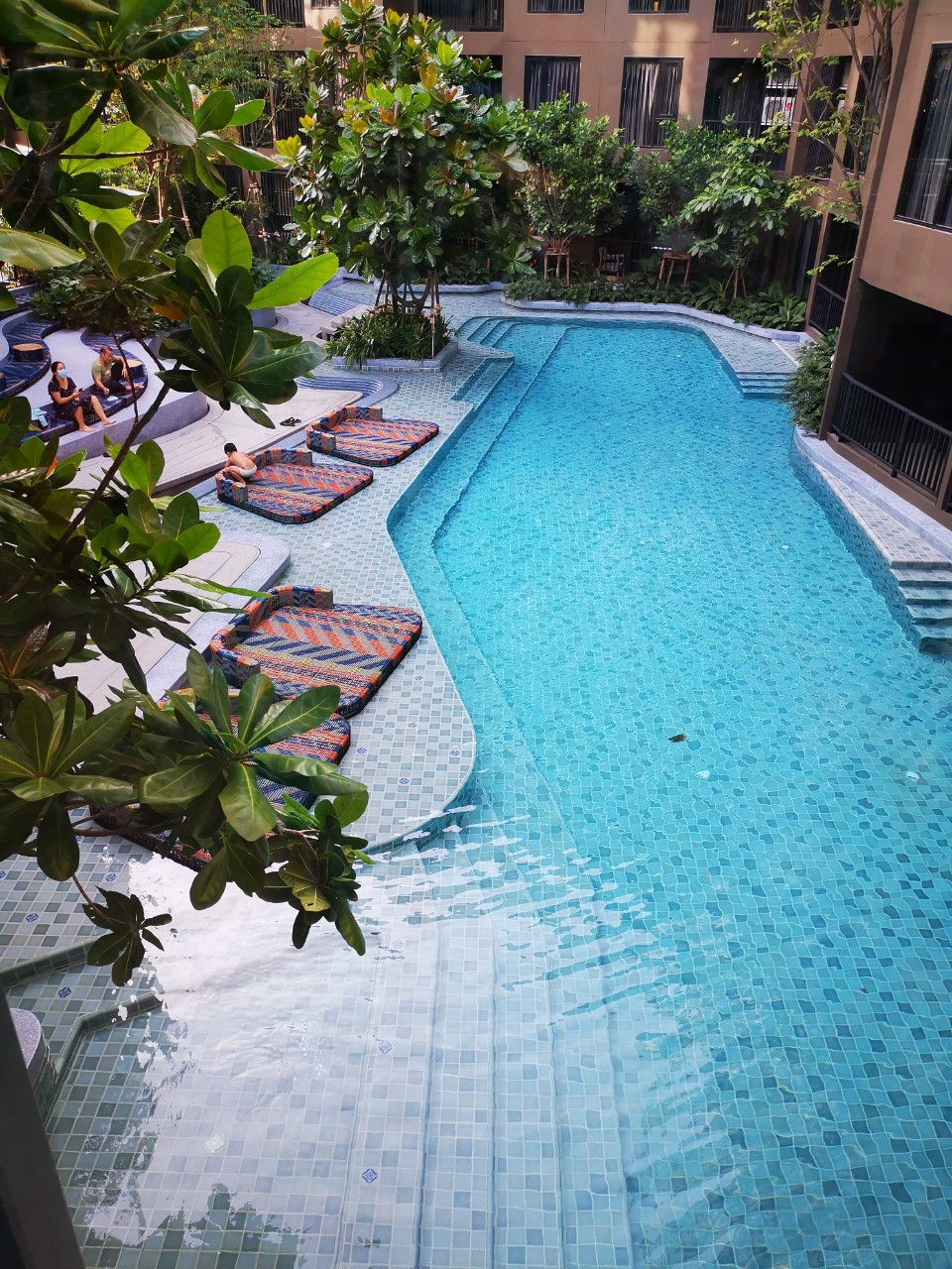 The Base Central WR-04008 12