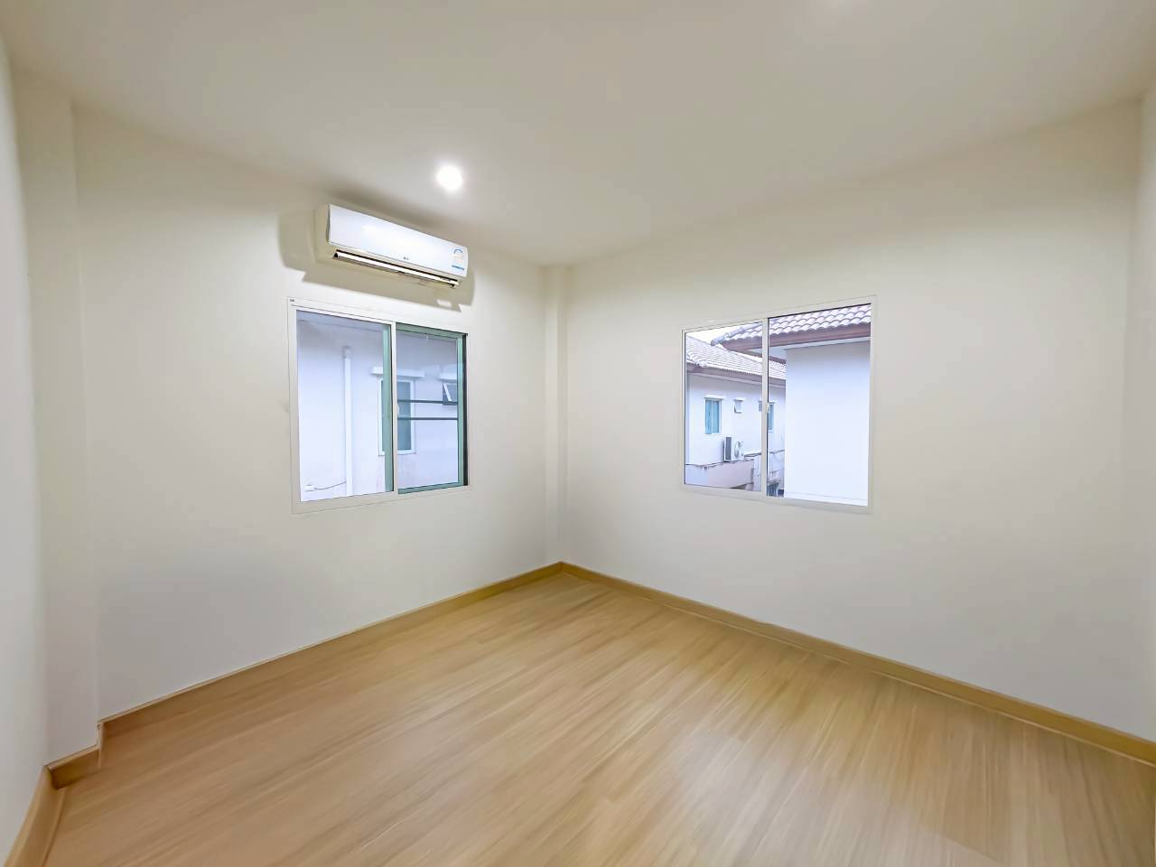 หมู่บ้านสิริวิลเลจ ป่าคลอก WR-04011 4