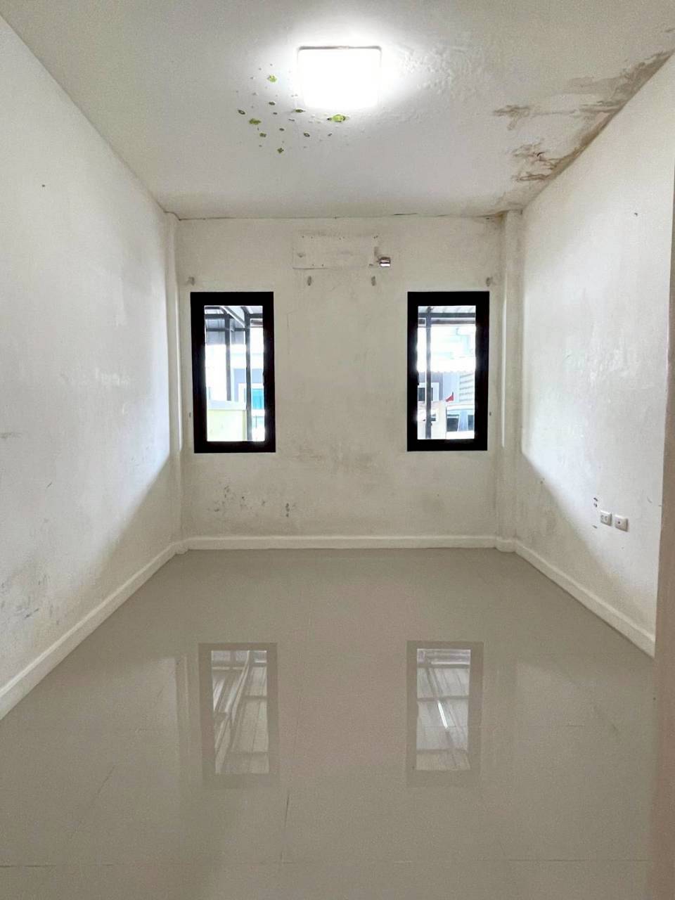 หมู่บ้านสุชารี วิลเลจ WR-04012 3