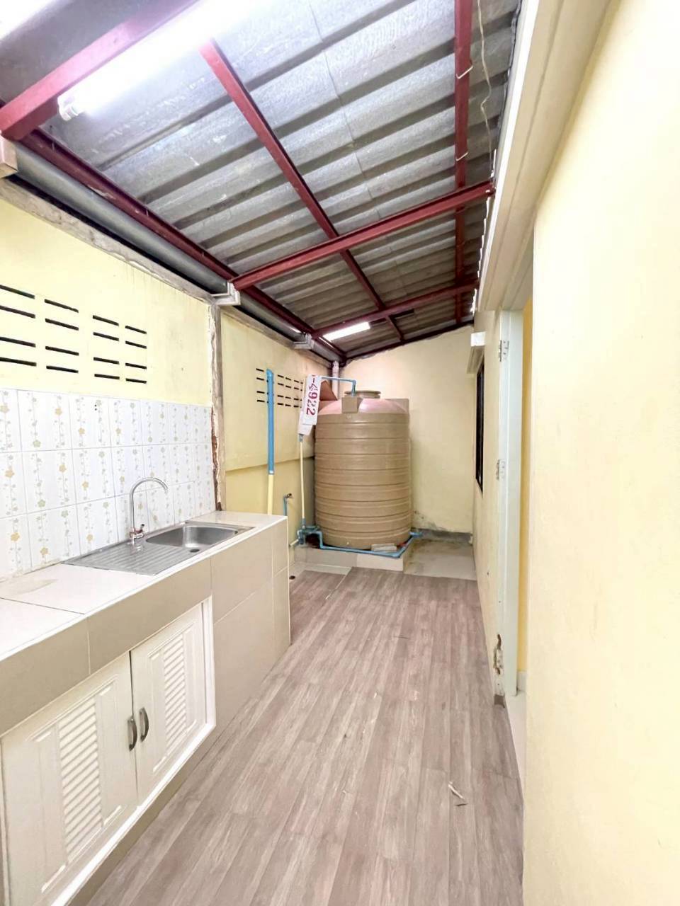 หมู่บ้านสุชารี วิลเลจ WR-04012 6