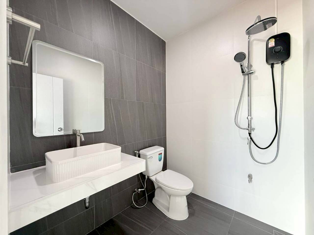 หมู่บ้านเอกศิริชัย WR-04024 10