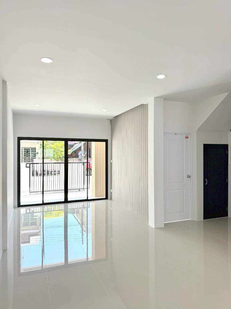 หมู่บ้านเอกศิริชัย WR-04024 2