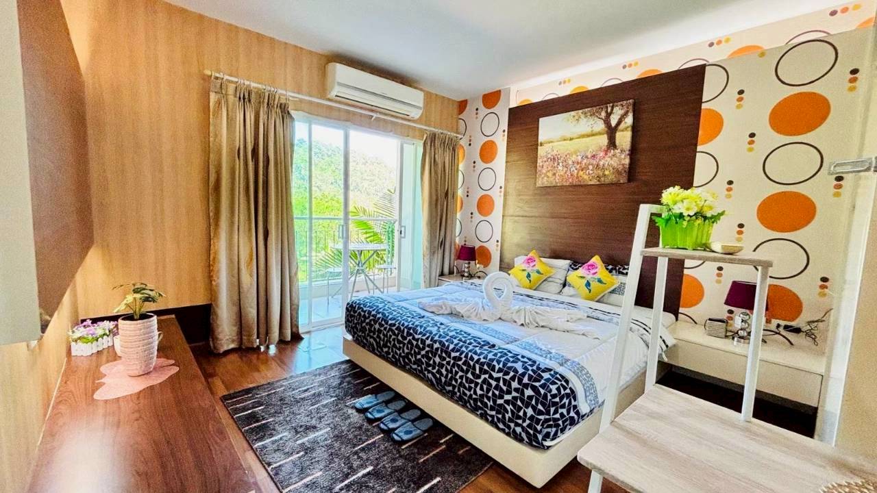 Phanason The Green Place Condominium WR-04027 4