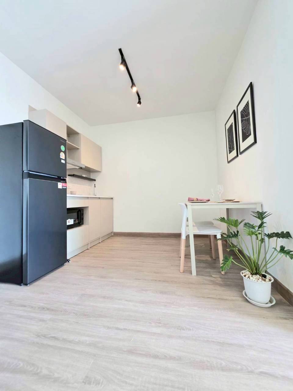 Phanason The Green Place Condominium WR-04032 10