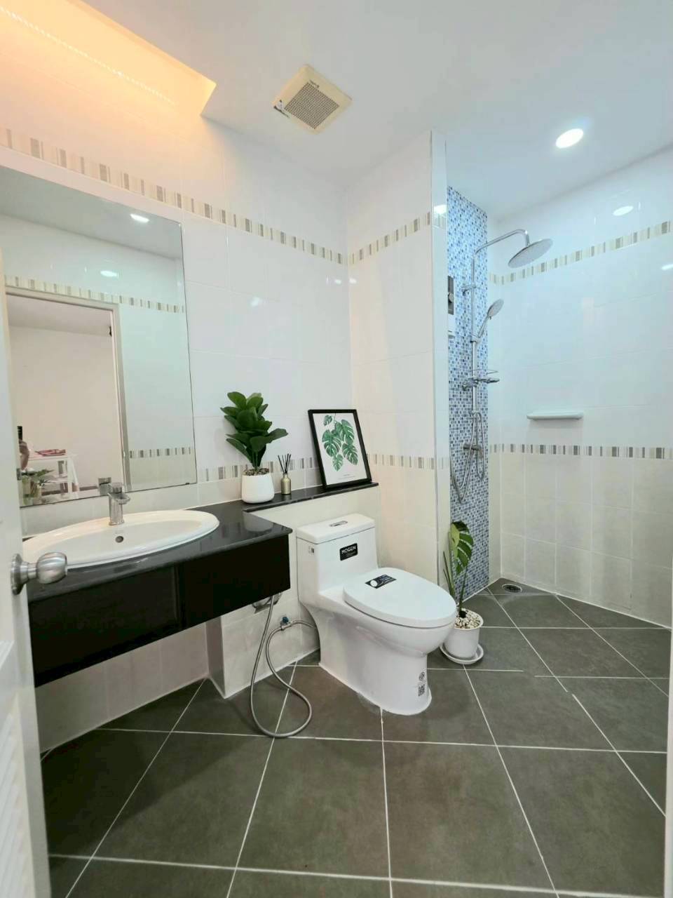 Phanason The Green Place Condominium WR-04032 12