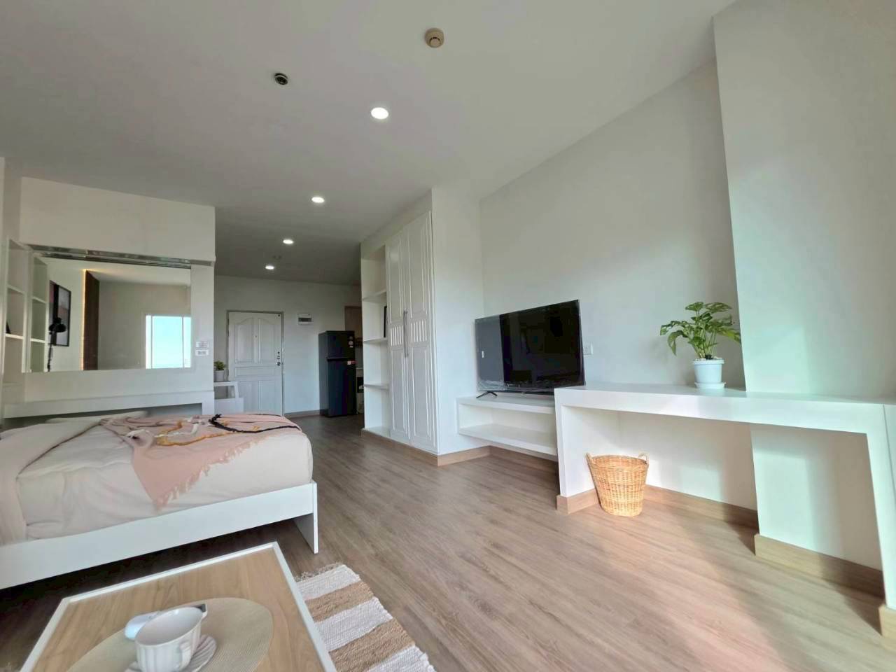 Phanason The Green Place Condominium WR-04032 2