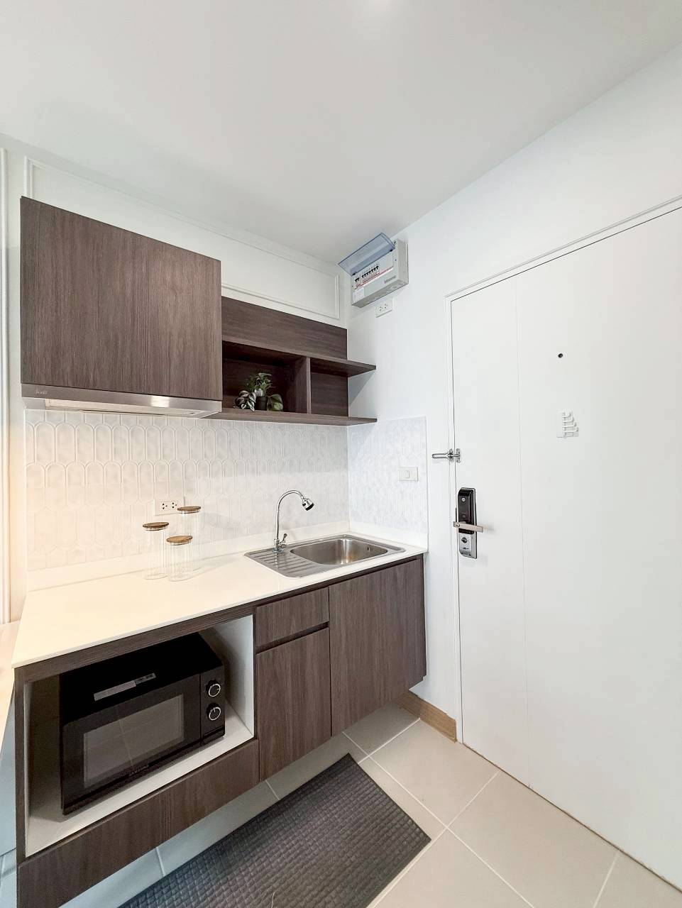 Zcape 3 Condominium WR-04034 9