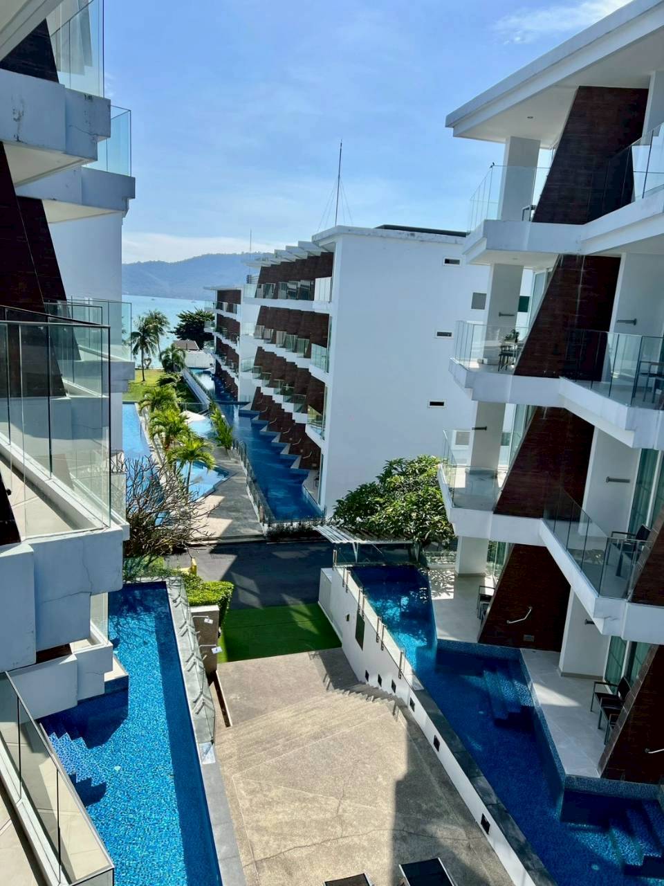 The Beachfront Condo @ Rawai WR-04038 11