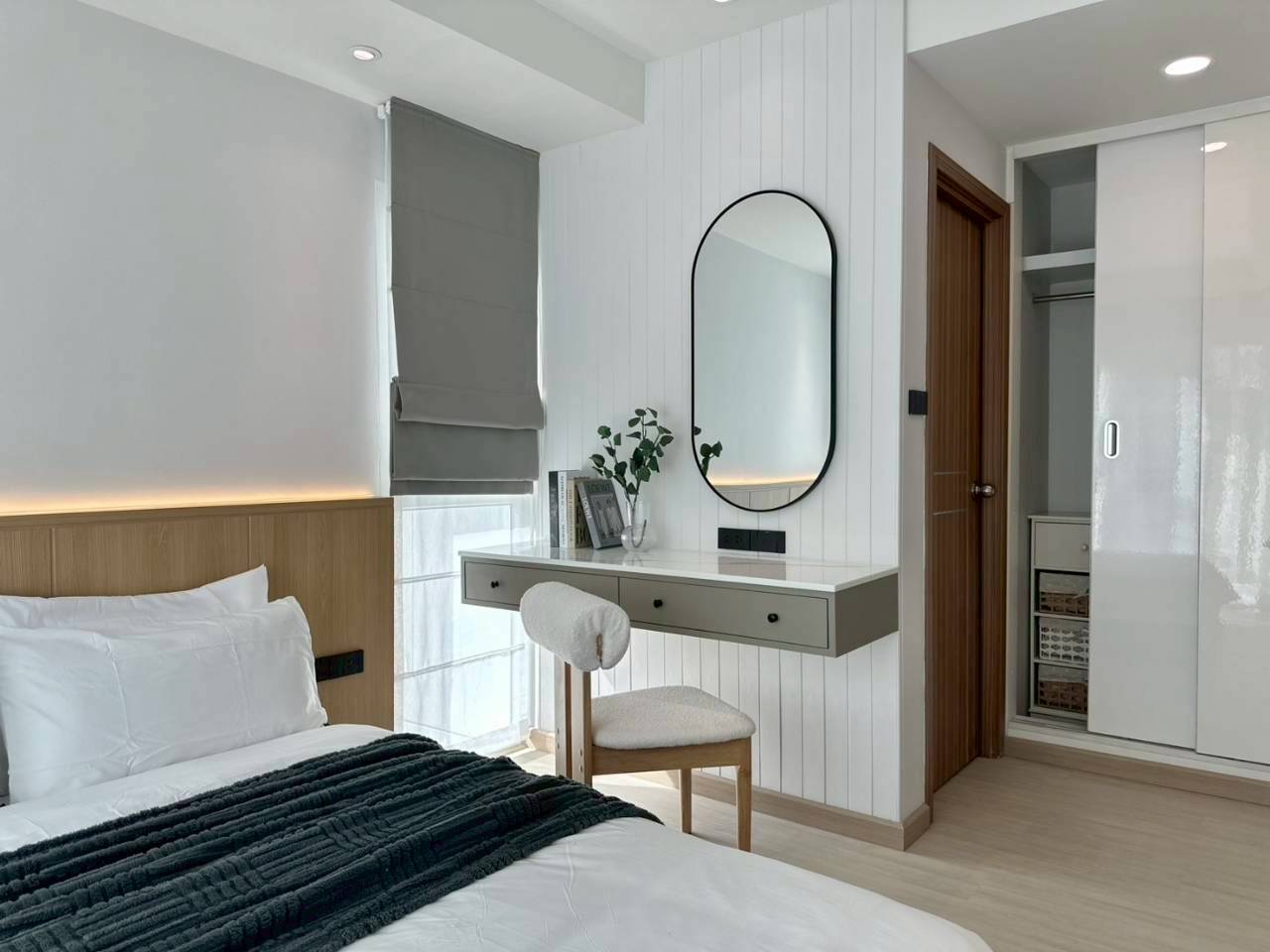 The Royal Place WR-04040 8